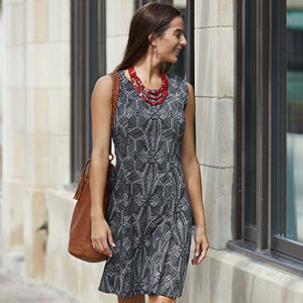 Mata Traders Made in India Black And White Geometric Print Dress Size XS